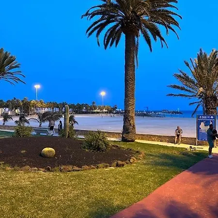 Sunny In The Center Near The Apartman Caleta De Fuste